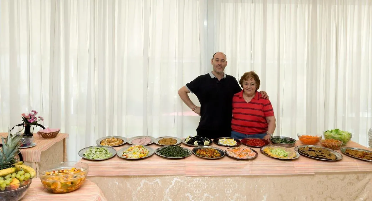 Hotel Roby Riccione 2*,